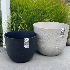 Lily Planter 47cm